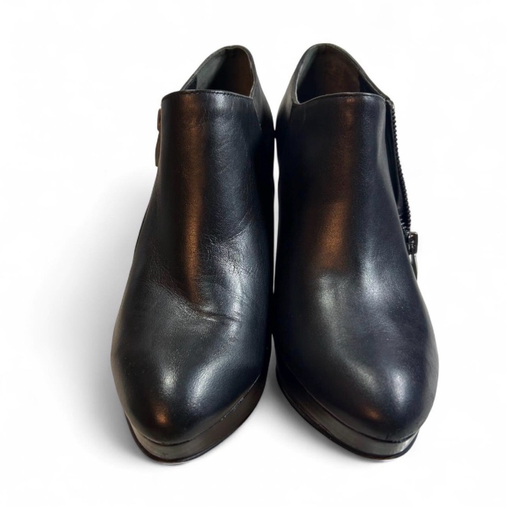 Franco Sarto Sheila Black Leather
Ankle Boot Elegant - Picture 3 of 8